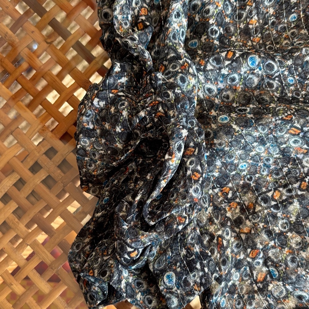 Chic Multicolor Textured Blouse - Picture 9 of 9